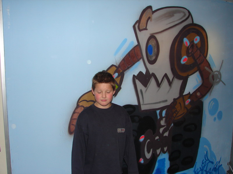 Robot_Graffiti_06.jpg