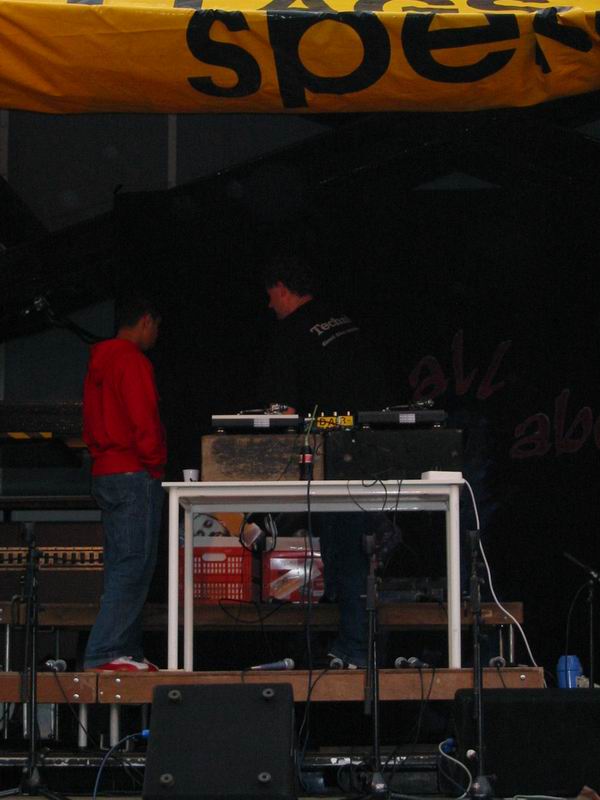 MegaSpektakel_2004_04.jpg