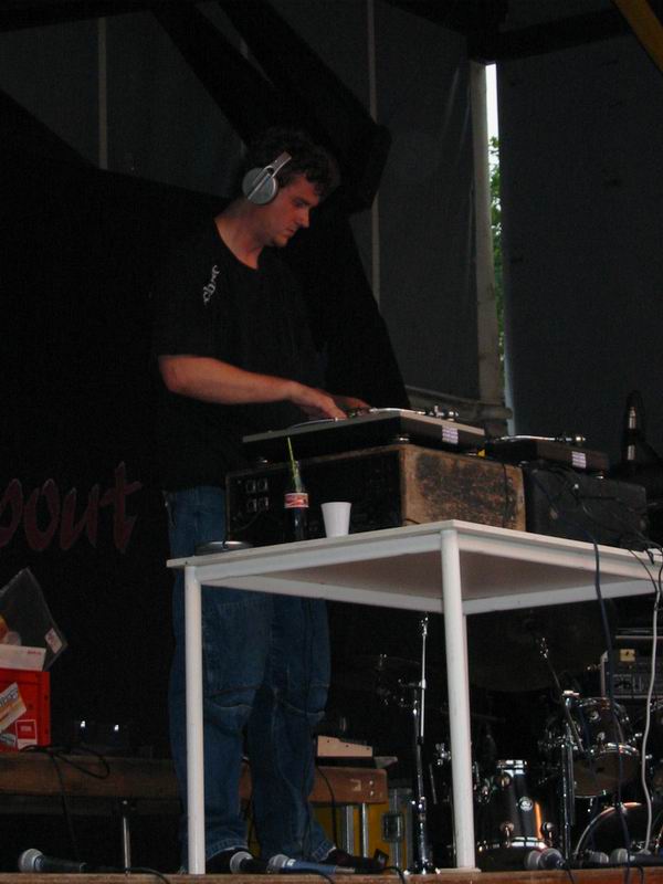 MegaSpektakel_2004_06.jpg